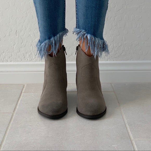 Taupe Western Stitched Ankle Bootie - Picture 5 of 7